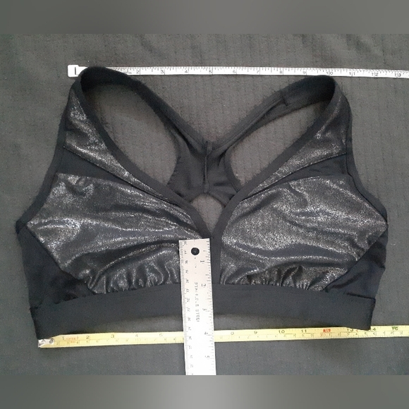 Shimmery Black Sports Bra, NWOT, Size M-L - Picture 3 of 8